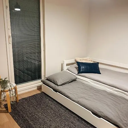Lovely 3 Bedroom House For 6 شقة